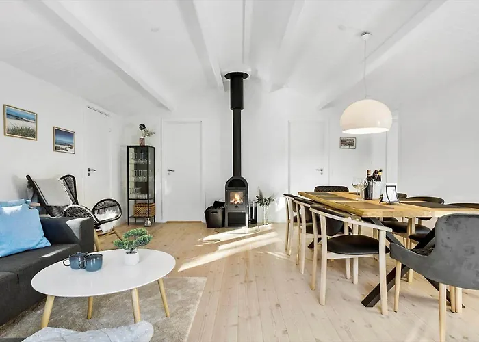 Ln2011-hjorring-blokkenbovej-8 *