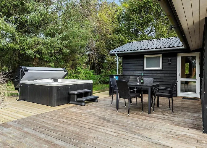 Ln2011-hjorring-blokkenbovej-8 * Hjørring